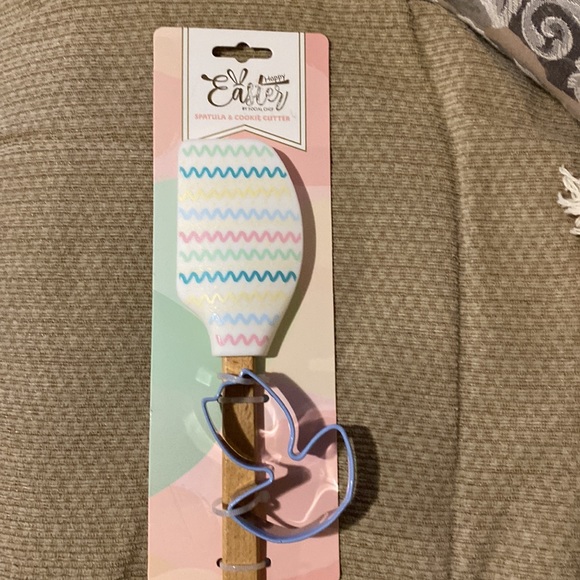 🌷NWT Happy Easter by Social Chef Spatula & Cookie Cutter - Picture 5 of 6